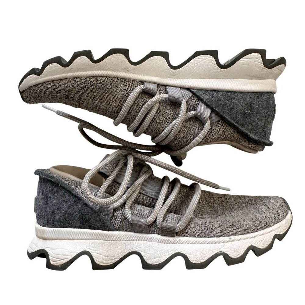 Sorel Womens Kinetic Lace Sneakers Dove Grey Size 5M